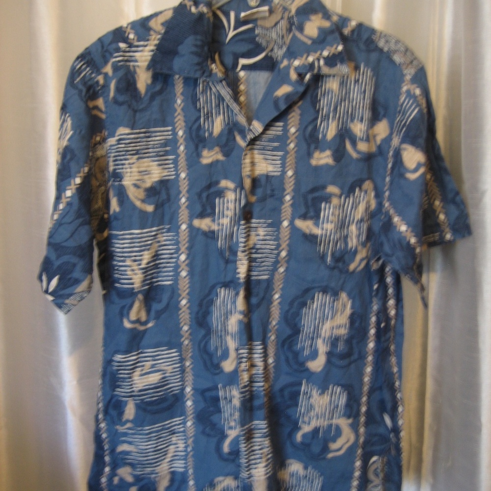 Go Barefoot Men's Hawaiian Button Down Blue/Tan/White Shirt Sz M 100% Cotton